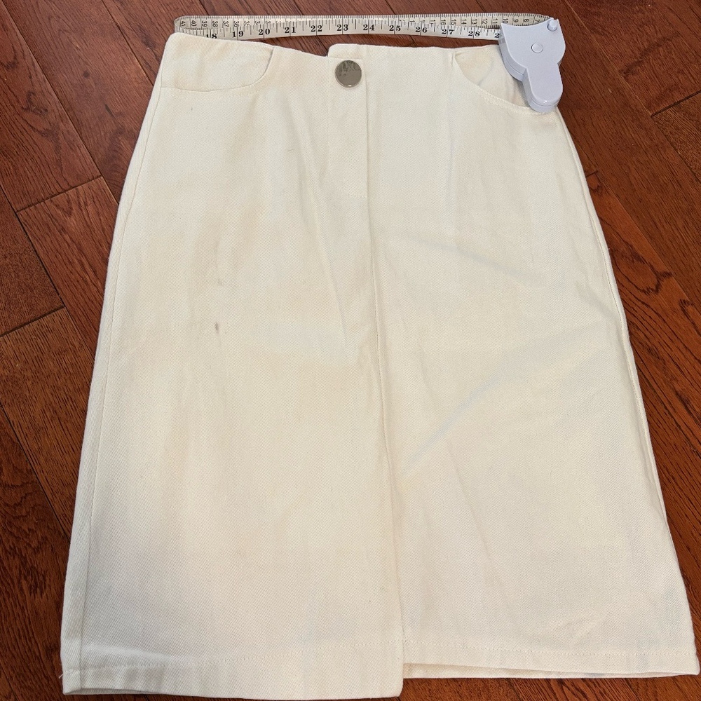Chic White Denim-Style A-line Skirt
